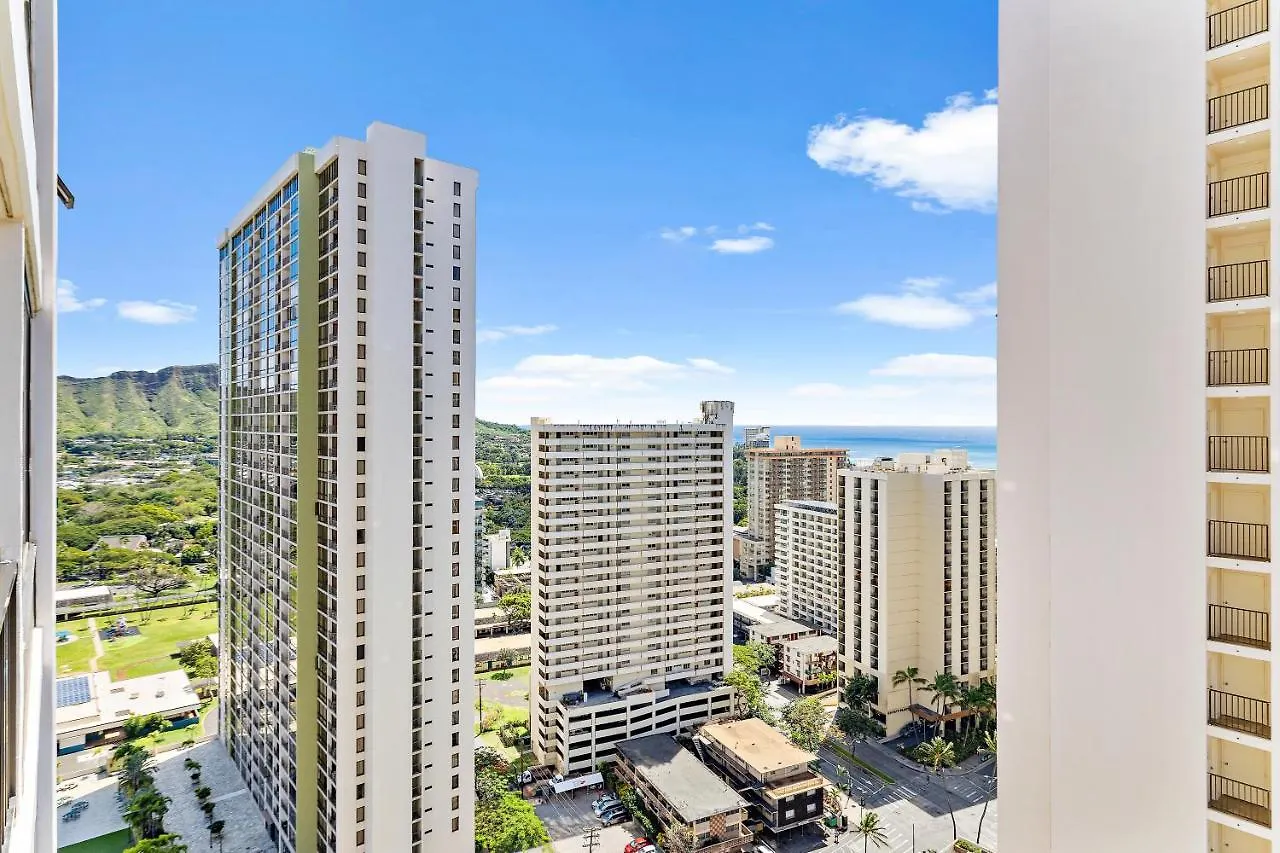 1Br With Great Ocean Views, 1 Block To Waikiki Beach Honolulu Apartment